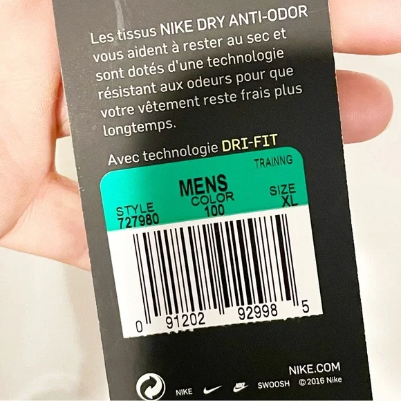 Nike Size XL White Athletic Cut Dri Fit Long Sleeve Top Workout NEW - Picture 3 of 5